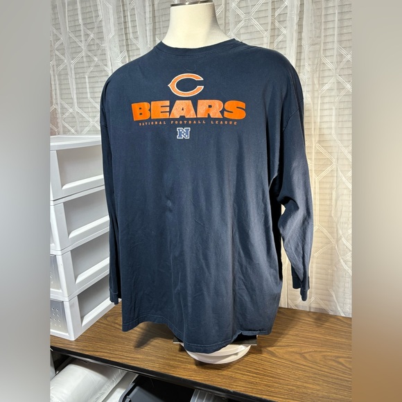 NFL Chicago Bears 4X Dark Blue Long Sleeve Tee 34”L 28” p2p - Picture 2 of 9